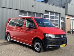 Volkswagen Transporter Kombi - 2.0 TDI L2H1 150pk Btw en Bpm vrij Airco Cruise control Parkeersensoren voor + achter EURO