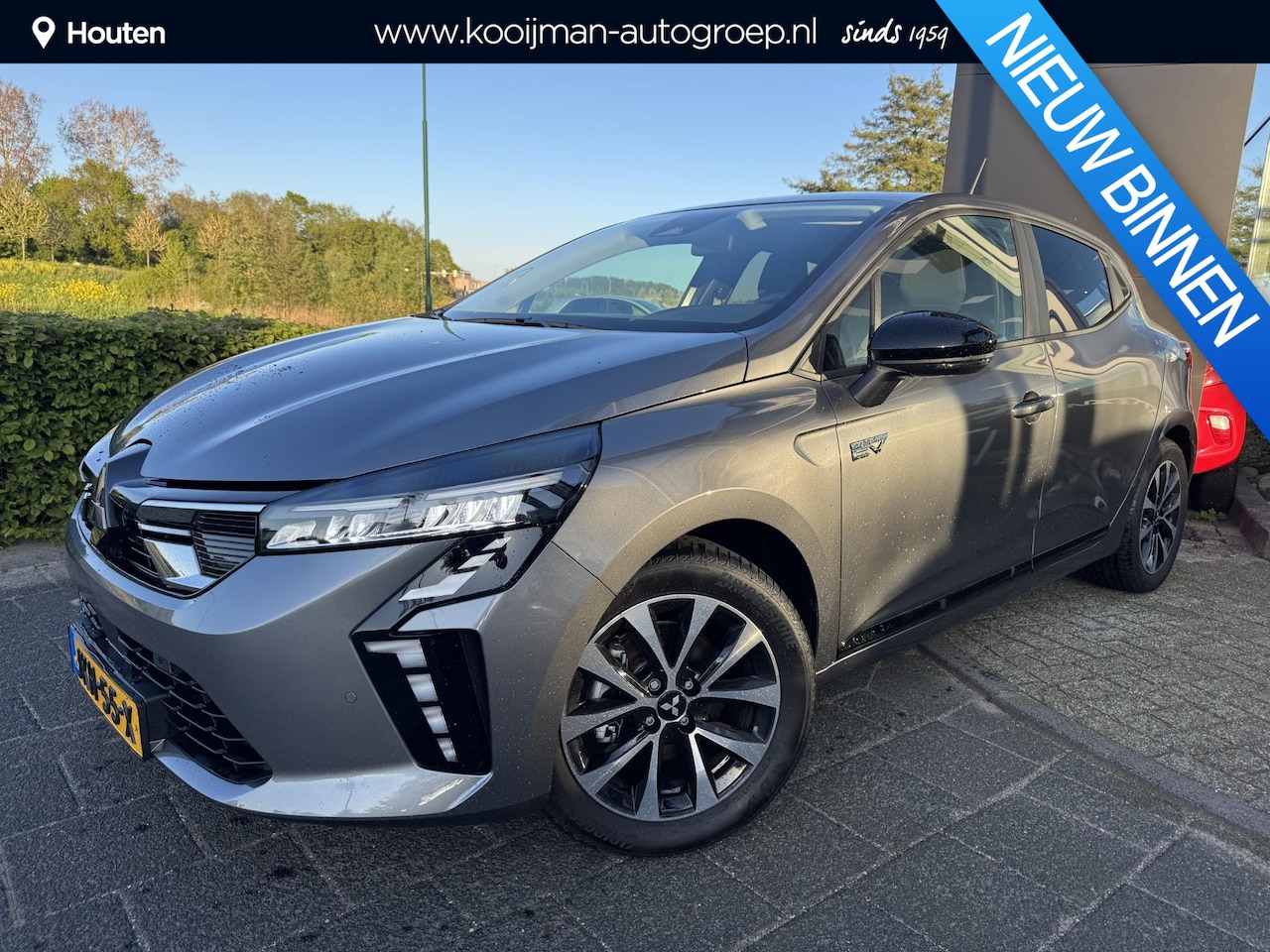 Mitsubishi Colt - 1.6 HEV Intense Achteruitrijcamera, Parkeersensoren Rondom, Lichtmetalen Velgen, Climate C - AutoWereld.nl