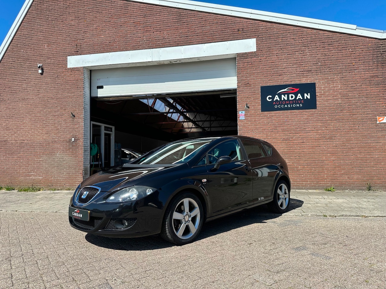 SEAT Leon - 1.4 TSI Businessline High | Nieuwe Distributieketting | Airco | Cruisecontrol - AutoWereld.nl