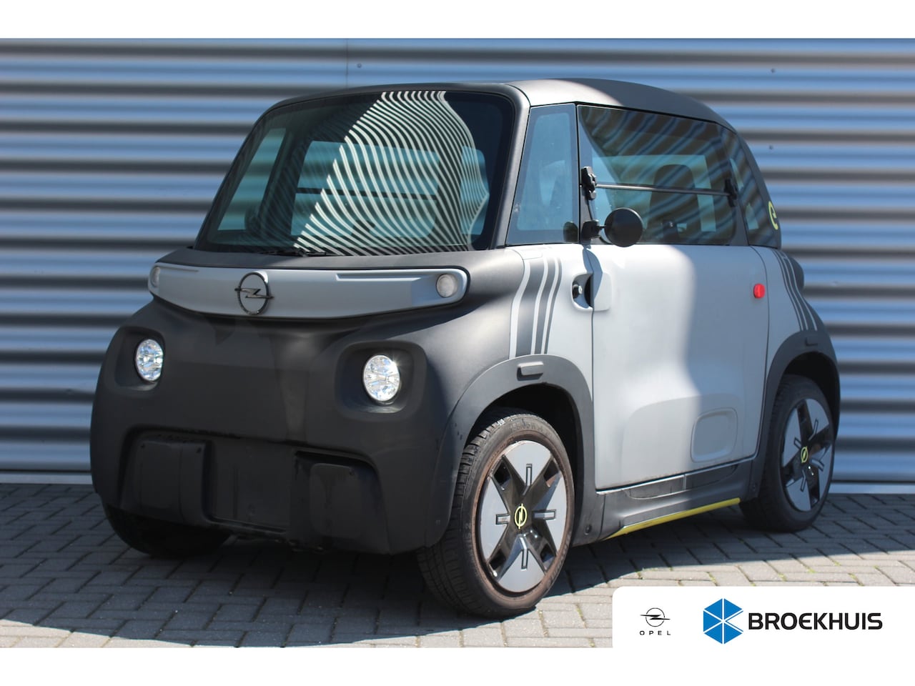 Opel Rocks-e - KLUB / PANO / FULL-LED !! - AutoWereld.nl