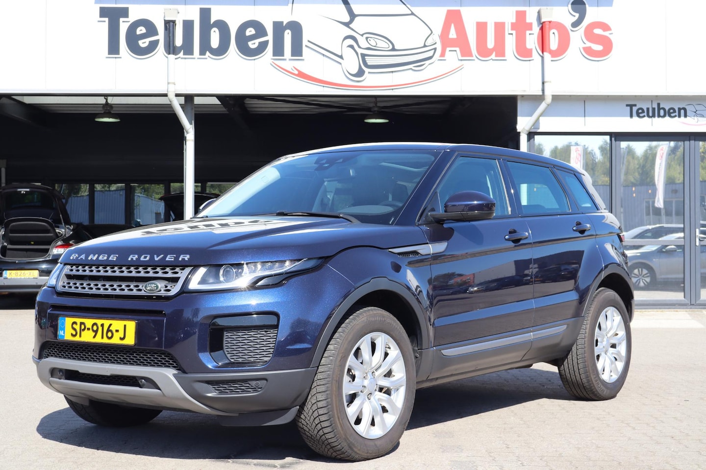 Land Rover Range Rover Evoque - 2.0 TD4 Urban Series Pure Automaat |Glazen panoramadak | Camera | Clima | Cruise - AutoWereld.nl