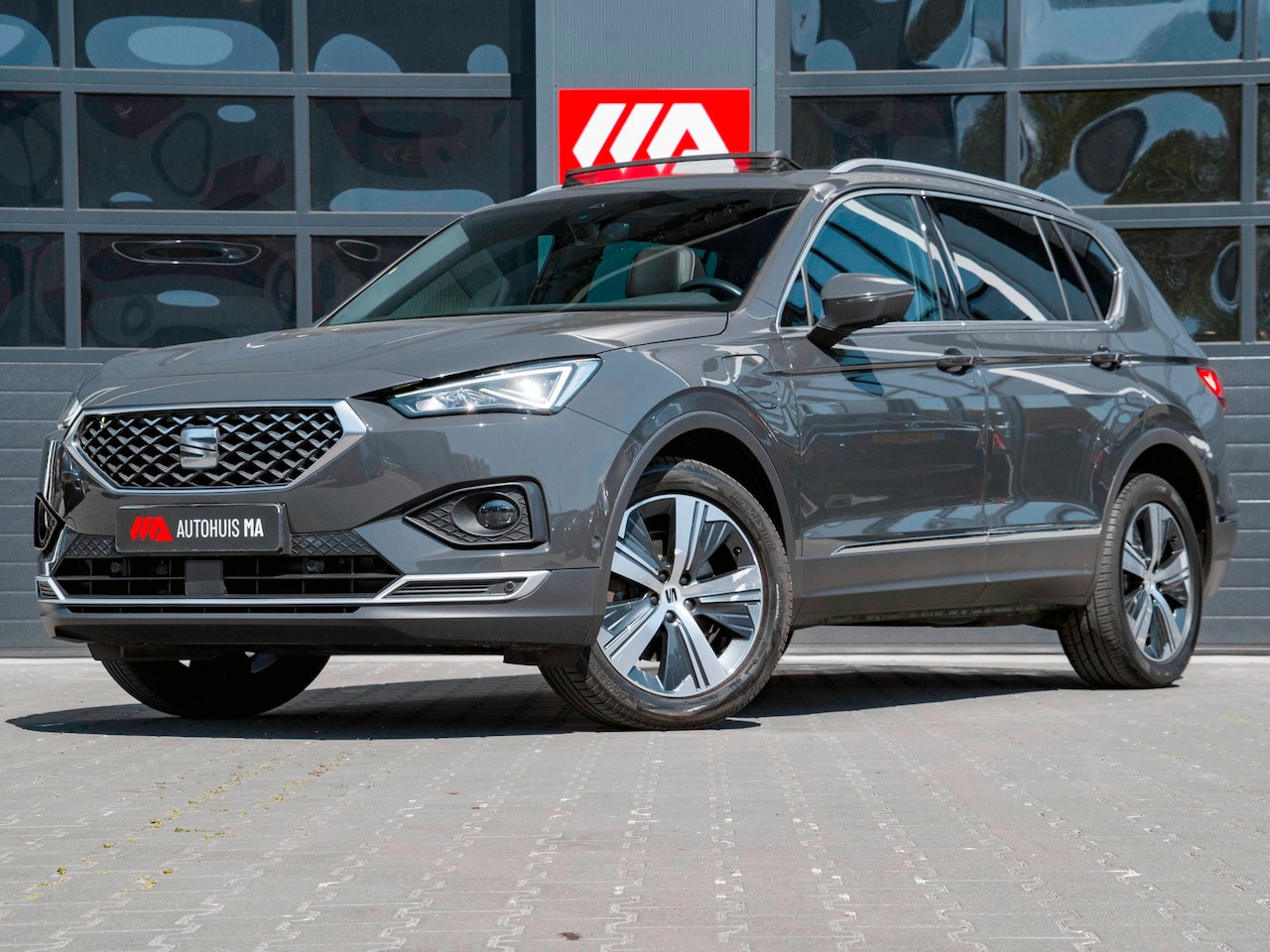SEAT Tarraco - 1.4 TSI e-Hybrid PHEV Xperience Business Intense Pano|Cruise|Navi|Camera|Stoelverwarming|K - AutoWereld.nl