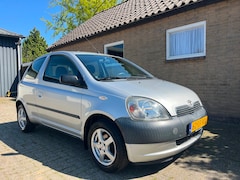 Toyota Yaris - 1.0-16V VVT-i YORIN 2002 APK Nieuw