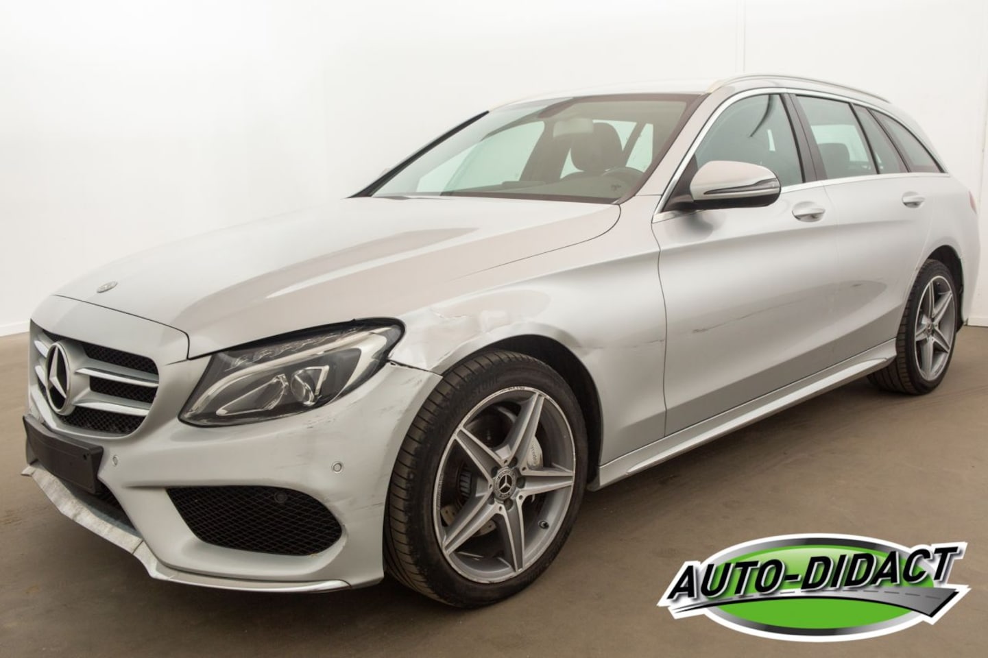 Mercedes-Benz C-klasse - C180d Automaat Clima Navi Leder - AutoWereld.nl