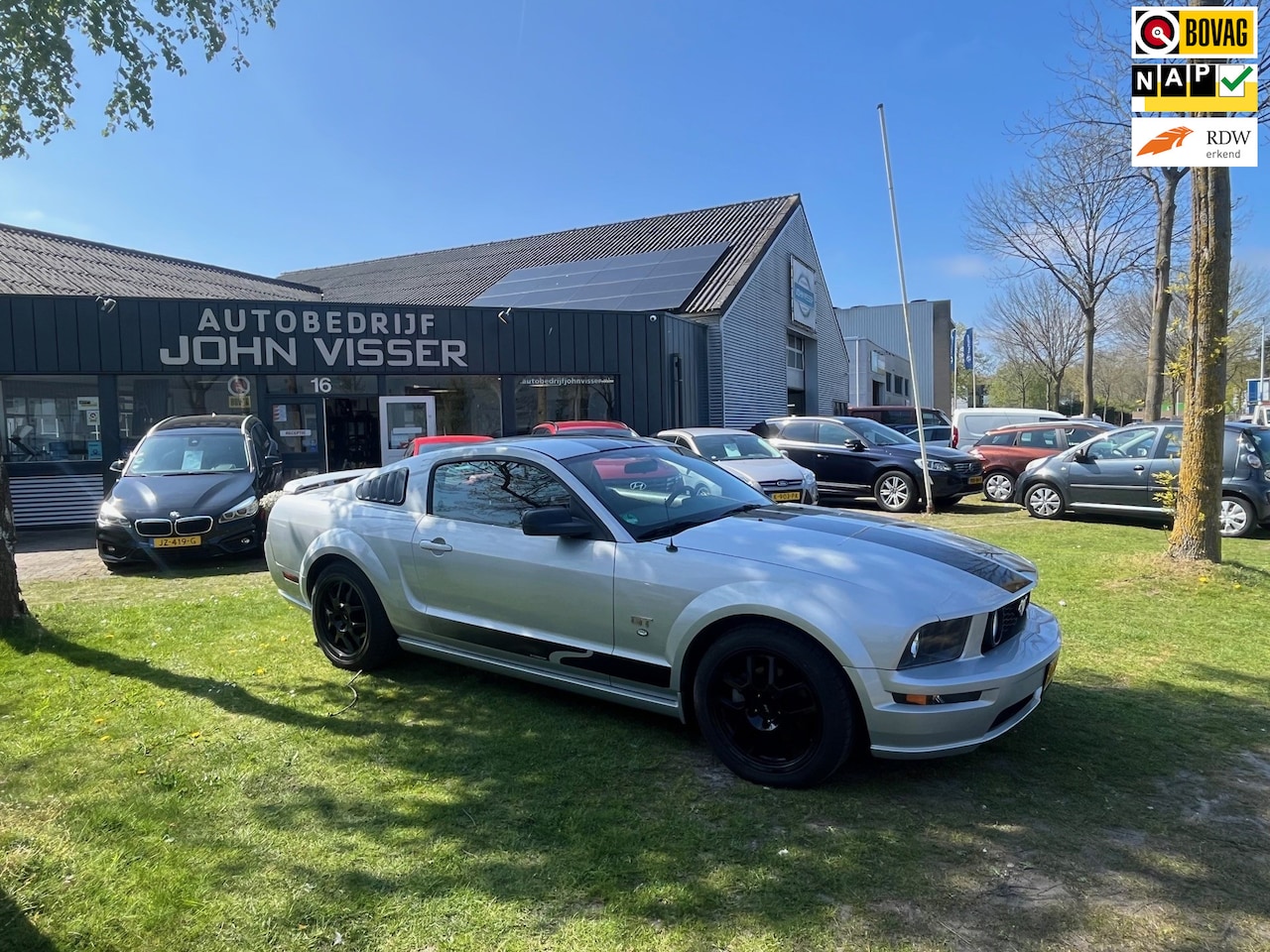 Ford Mustang - USA 4.6 V8 GT * iconische sportcoupé * Amerikaanse klassieker * airco * cruise * - AutoWereld.nl