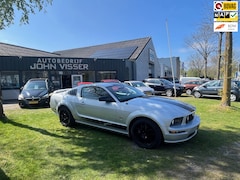 Ford Mustang - USA 4.6 V8 GT * iconische sportcoupé * Amerikaanse klassieker * airco * cruise