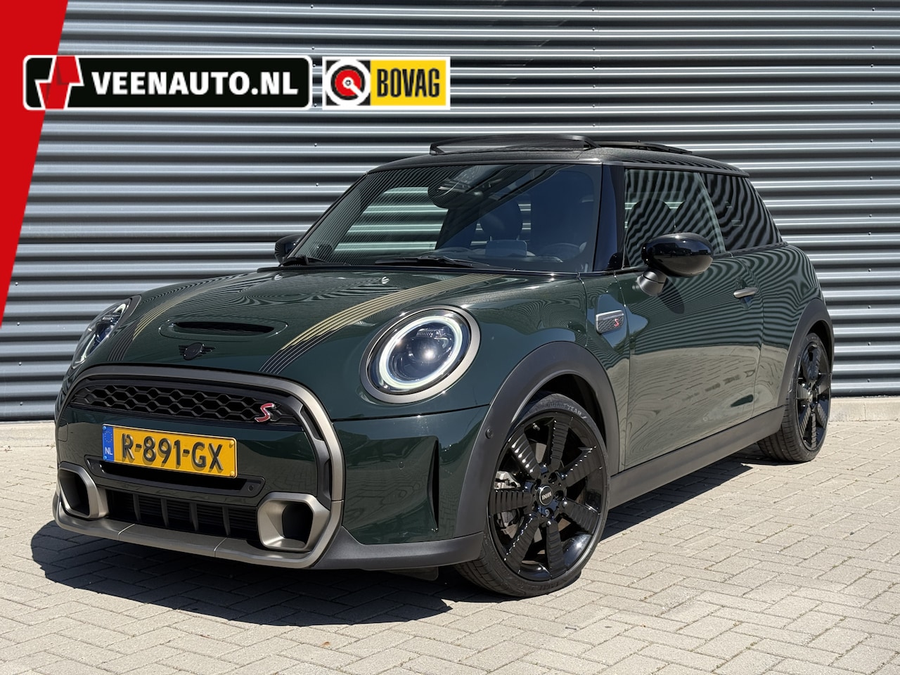 MINI Cooper S - Mini 2.0 Resolute Edition Pano/H&K/Leder/Camera - AutoWereld.nl