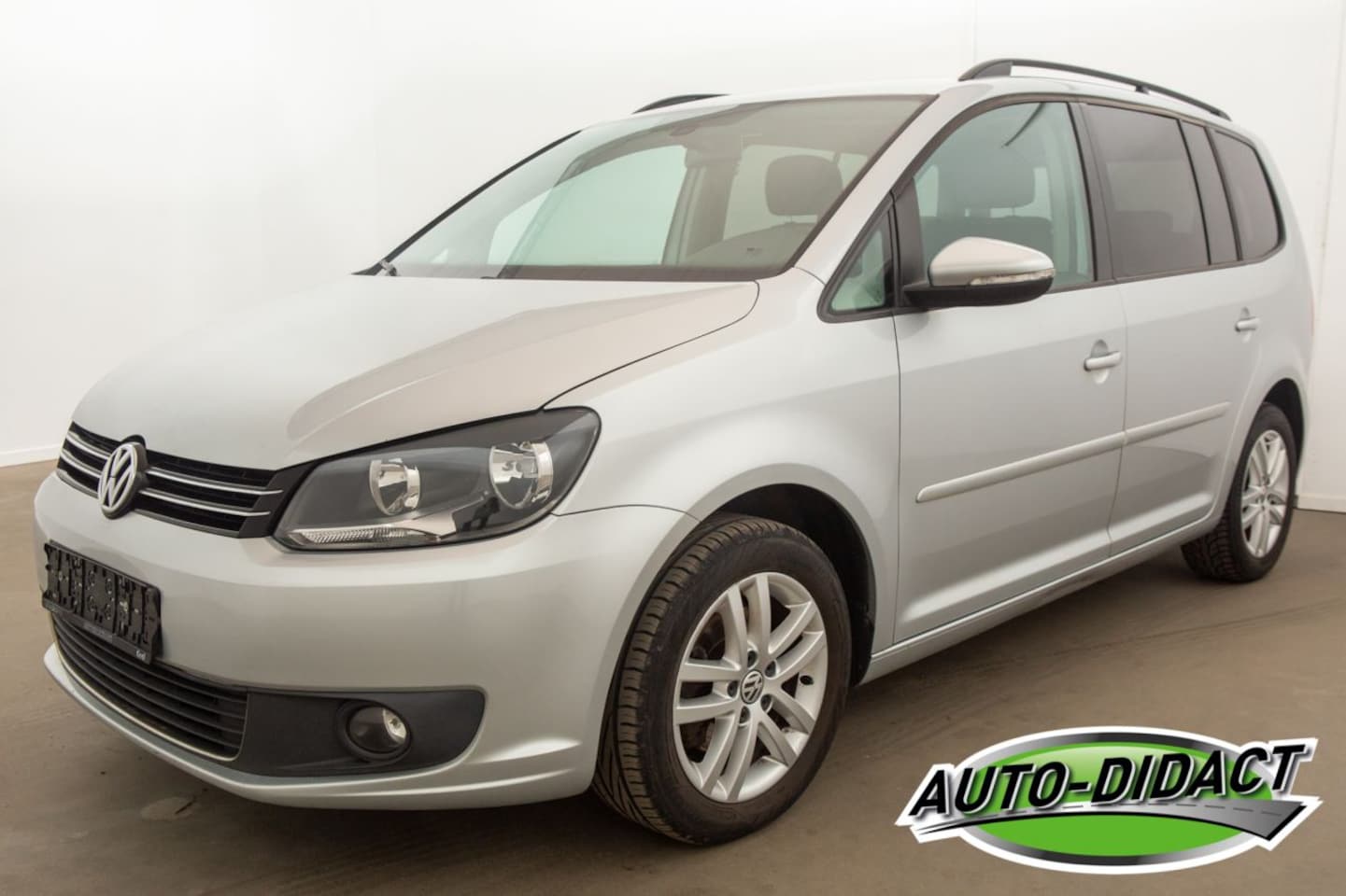Volkswagen Touran - 1.6 TDI Clima 7pers Comfortline - AutoWereld.nl