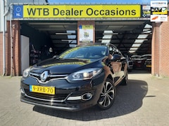 Renault Mégane Estate - 1.2 TCe Bose versie met Bose audiosys. Pano-schuif/kantel dak, dealer onderhouden, nw. APK
