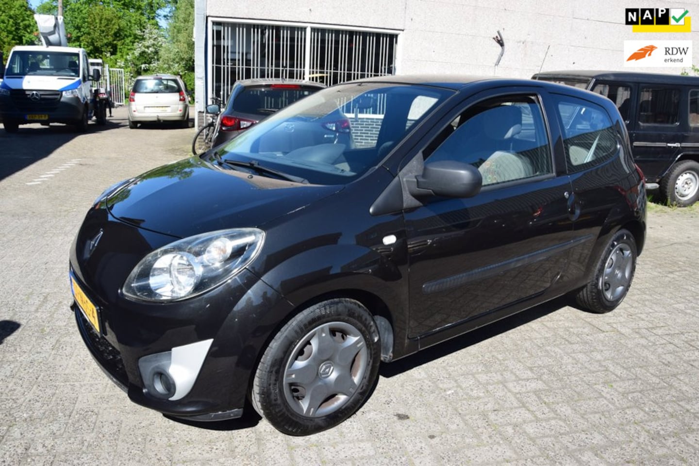Renault Twingo - 1.2-16V Authentique 1.2-16V Authentique - AutoWereld.nl