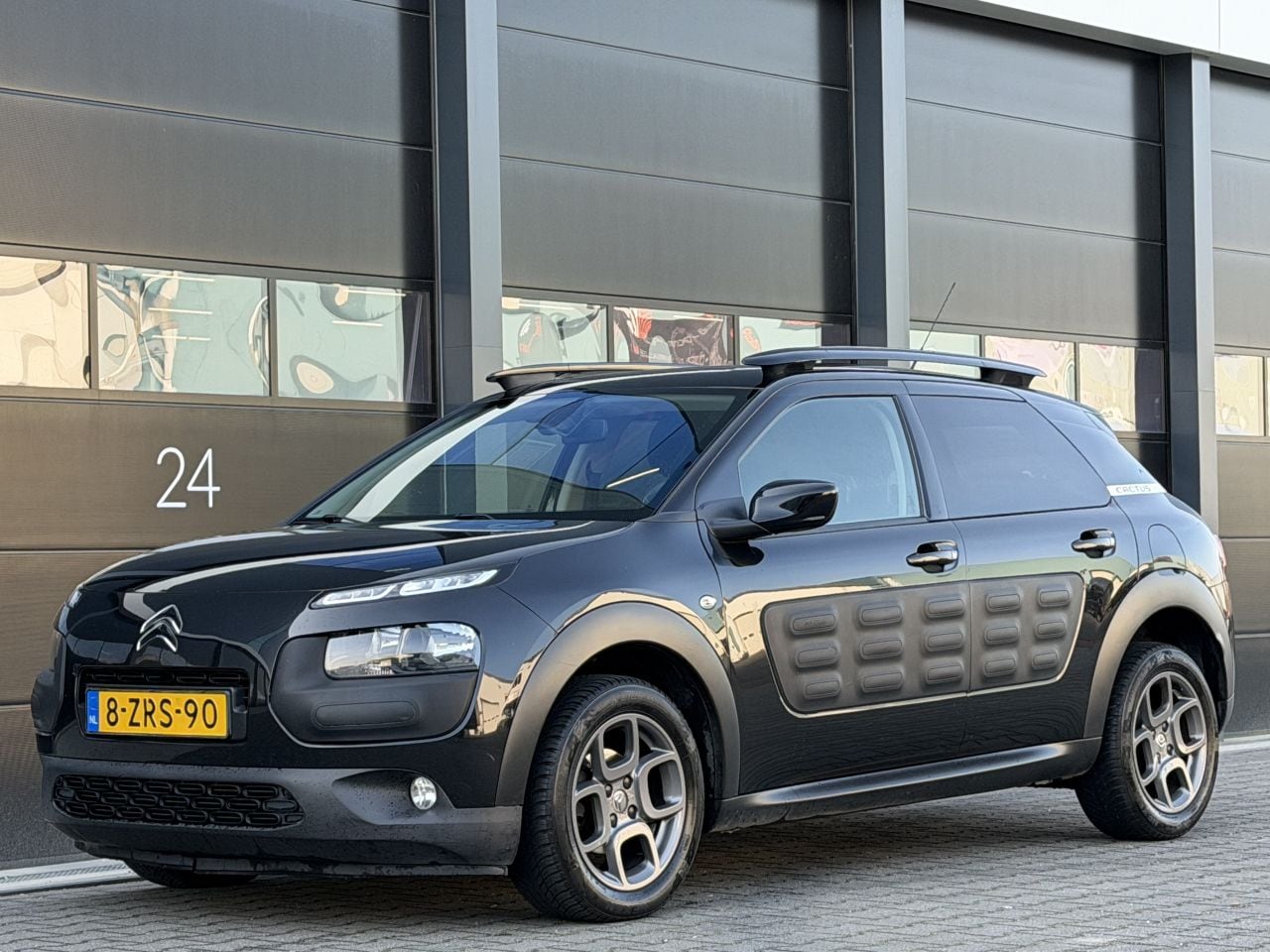 Citroën C4 Cactus - 1.6 e-HDi Navi Camera AUTOMAAT - AutoWereld.nl