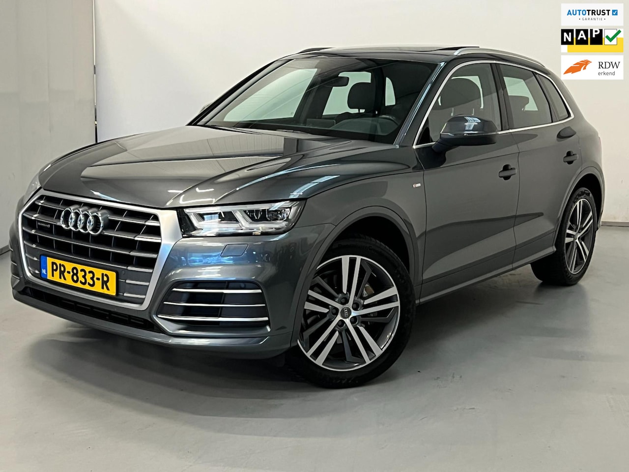 Audi Q5 - 2.0 TFSI Quattro / S Line / Pano / NL-auto / Virtual - AutoWereld.nl