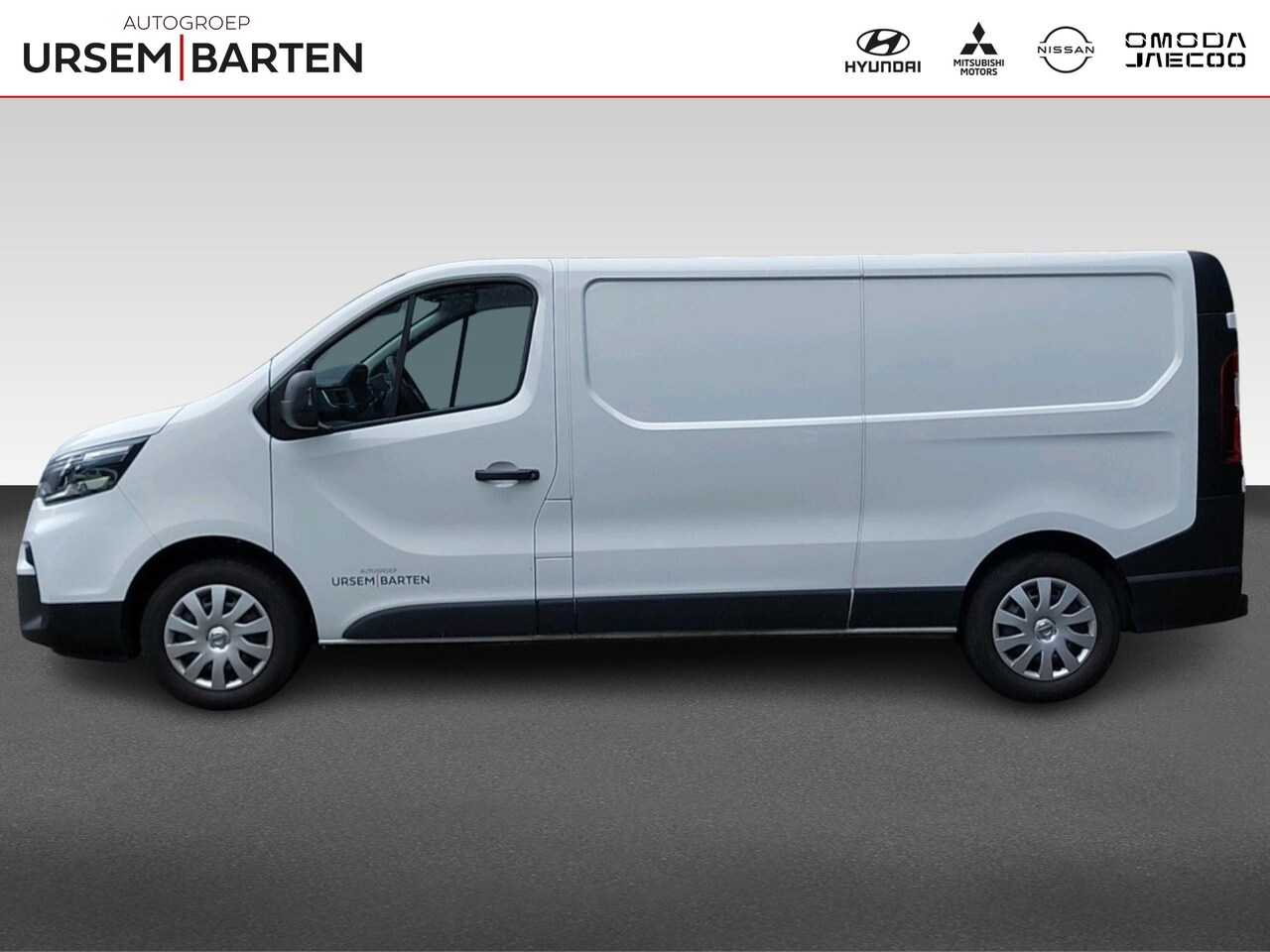 Nissan Primastar - 2.0 dCi L2H1 Acenta Trekhaak, lat om lat betimmering, laadvloer en superlocking . - AutoWereld.nl