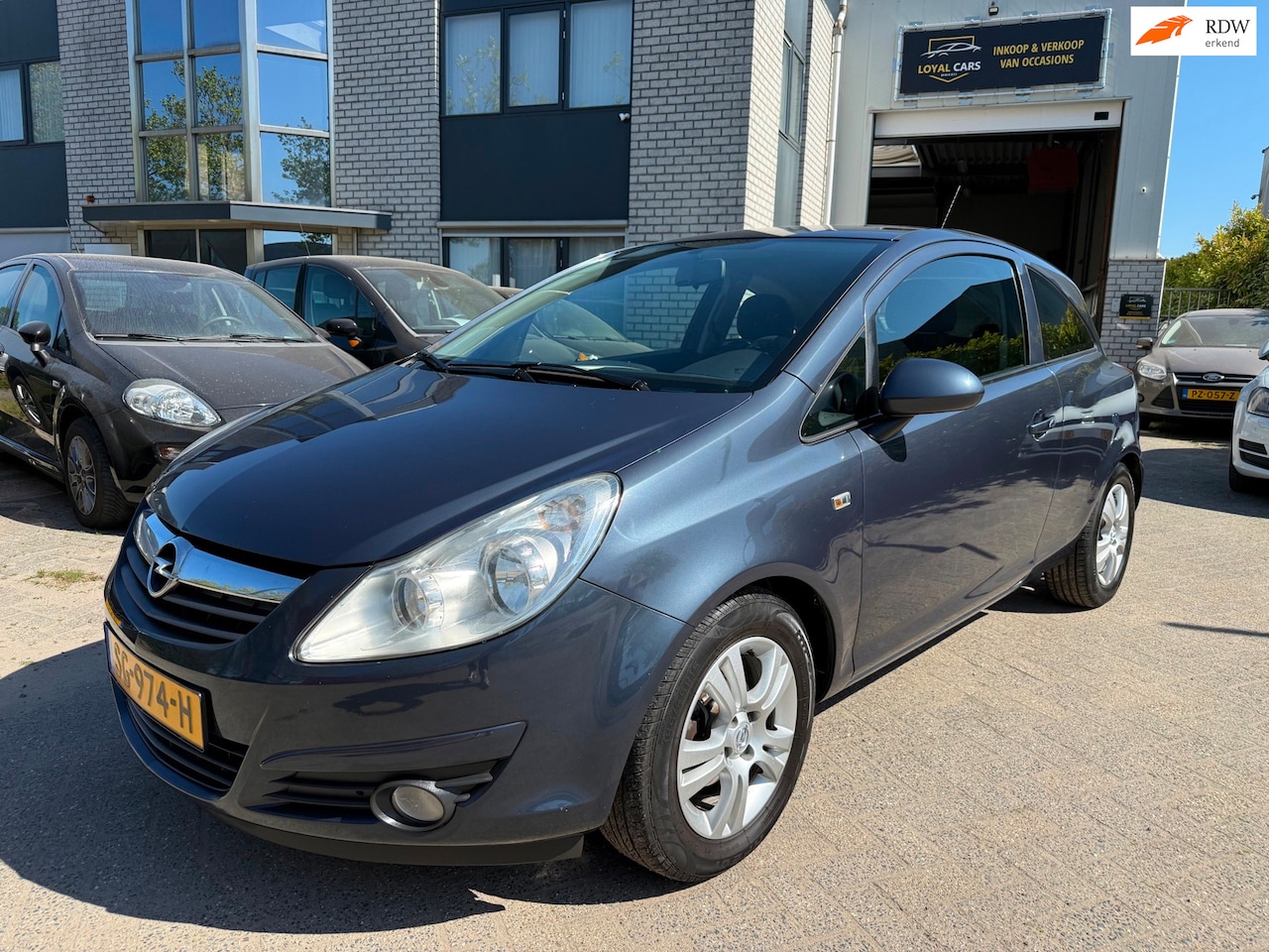 Opel Corsa - 1.2-16V Essentia Airco Elektr Ramen Radio - AutoWereld.nl