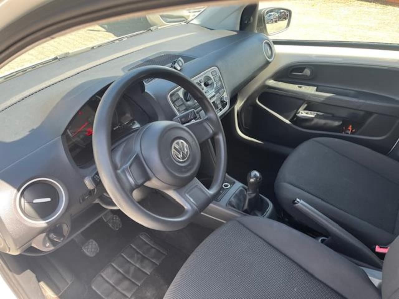 Volkswagen Up! - 1.0 load up! airco rijklaar apk tot 5-2027