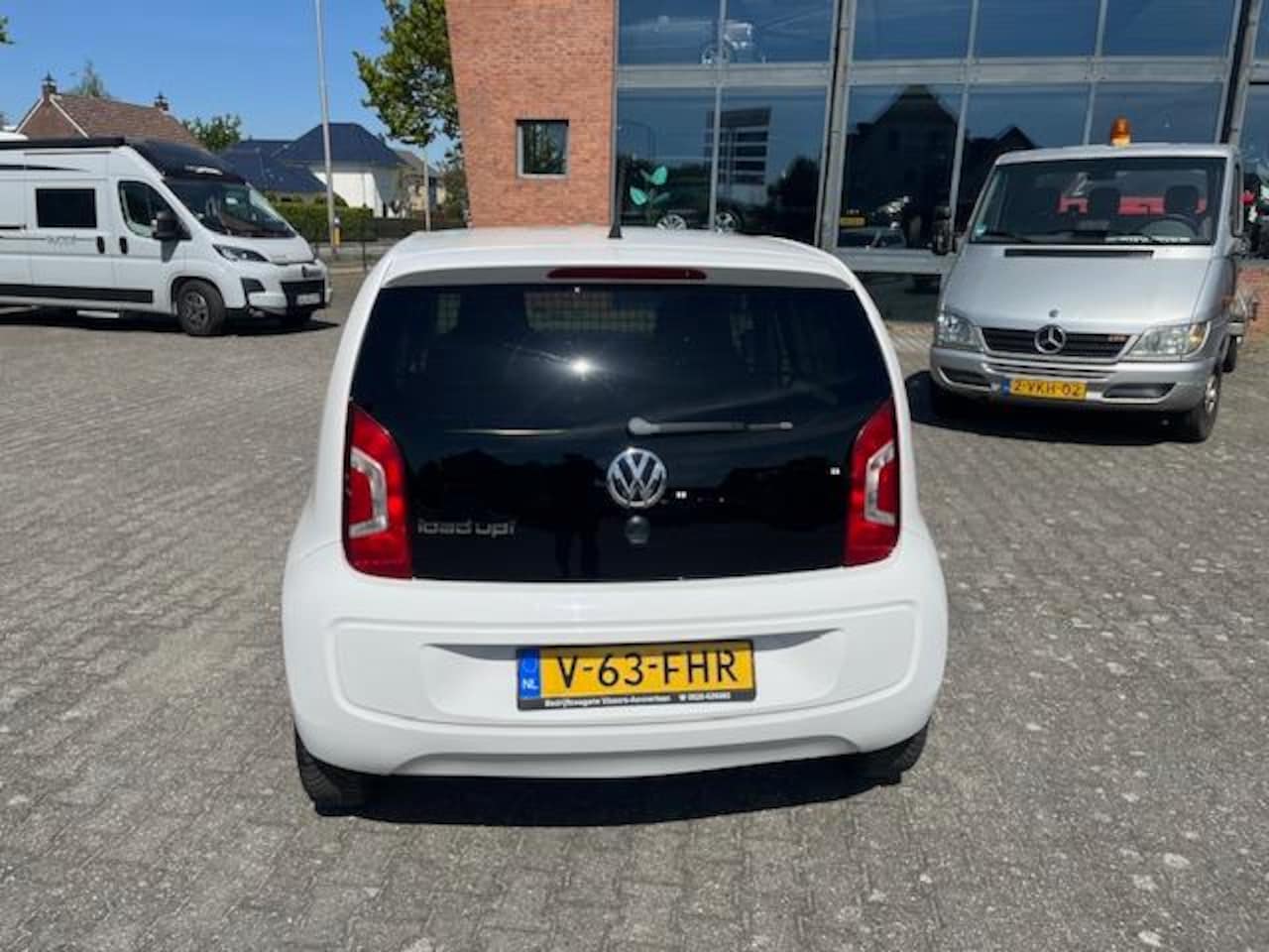 Volkswagen Up! - 1.0 load up! airco rijklaar apk tot 5-2027