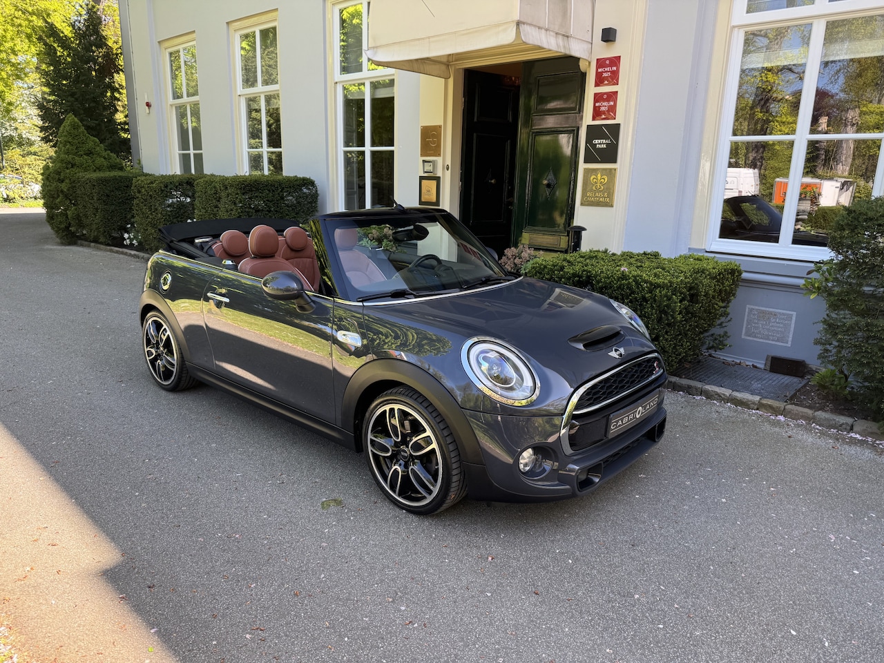 MINI Cabrio - 2.0 Cooper S 2.0 Cooper S, H/K, Leder - AutoWereld.nl