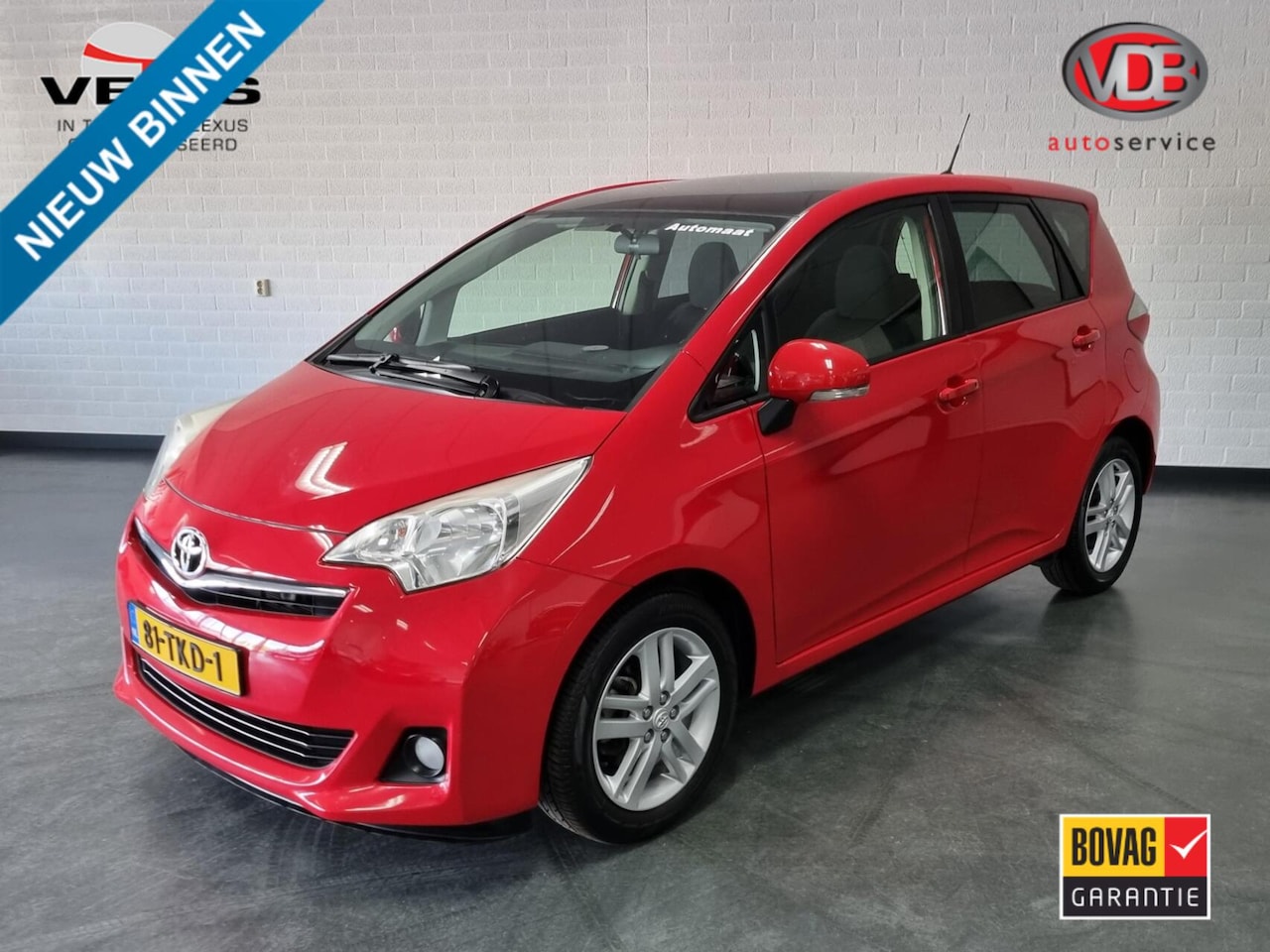 Toyota Verso S - 1.3 VVT-i Dynamic Automaat / Pano / PDC achter - AutoWereld.nl