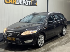 Ford Mondeo Wagon - 2.0-16V Limited Technisch super Rechts een kleine Schaafwond