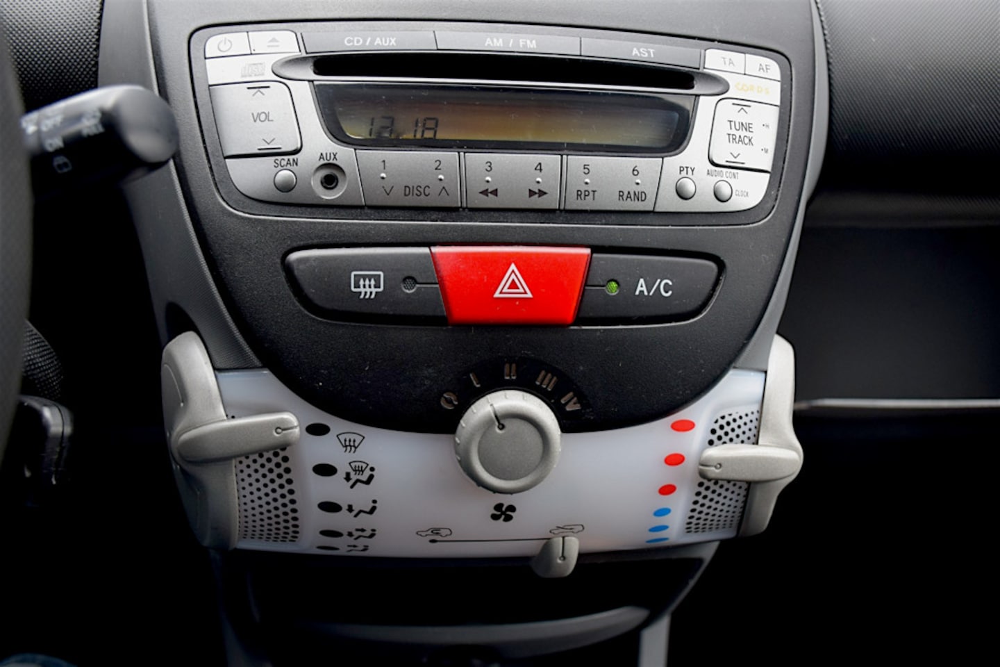 Peugeot 107 - 1.0-12V XS 1.0-12V XS, NAP, Airco, Elektrische ramen, Premium Pack