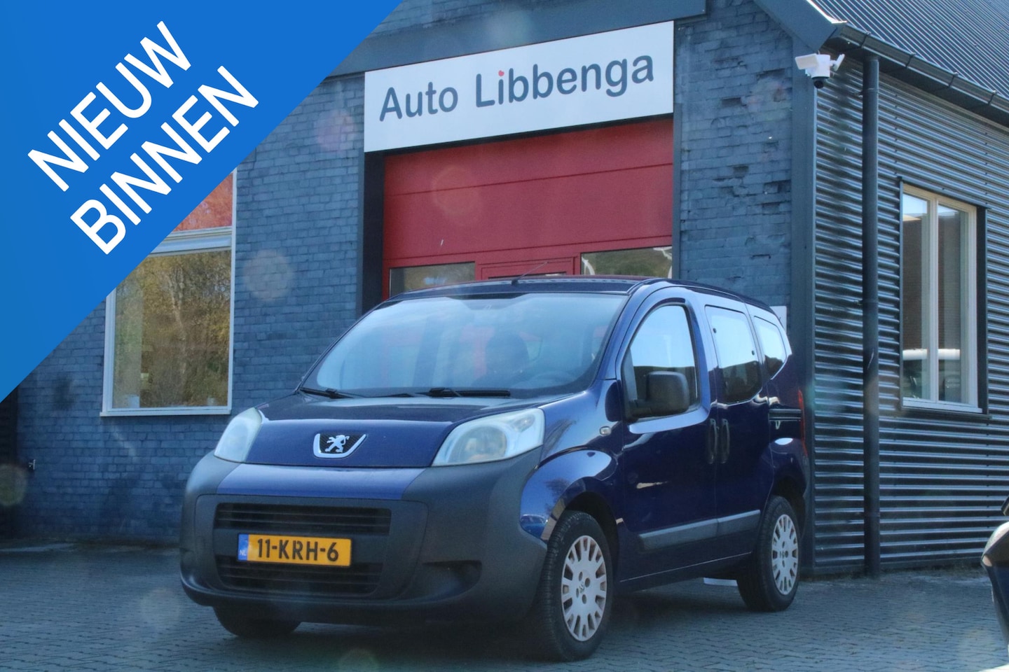 Peugeot Bipper Tepee - 1.4i AIRCO / CENTR.VERGR. / TREKHAAK / 2 SCHUIFDEUREN / METALLIC LAK - AutoWereld.nl