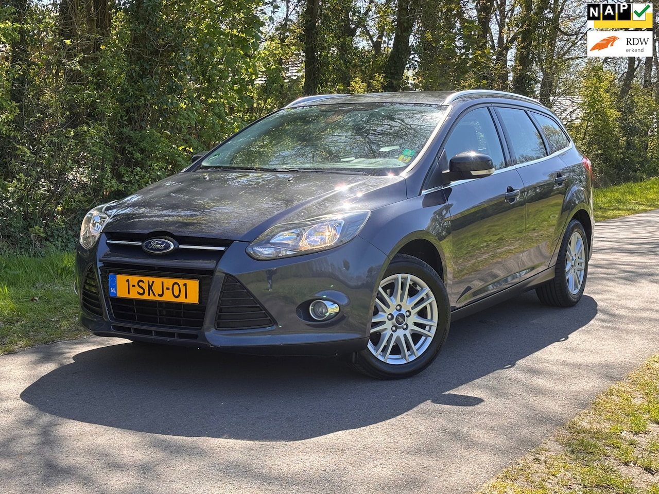 Ford Focus Wagon - 1.0 EcoBoost Titanium | Cruise control + Navi Nu € 3.950,- !!! - AutoWereld.nl