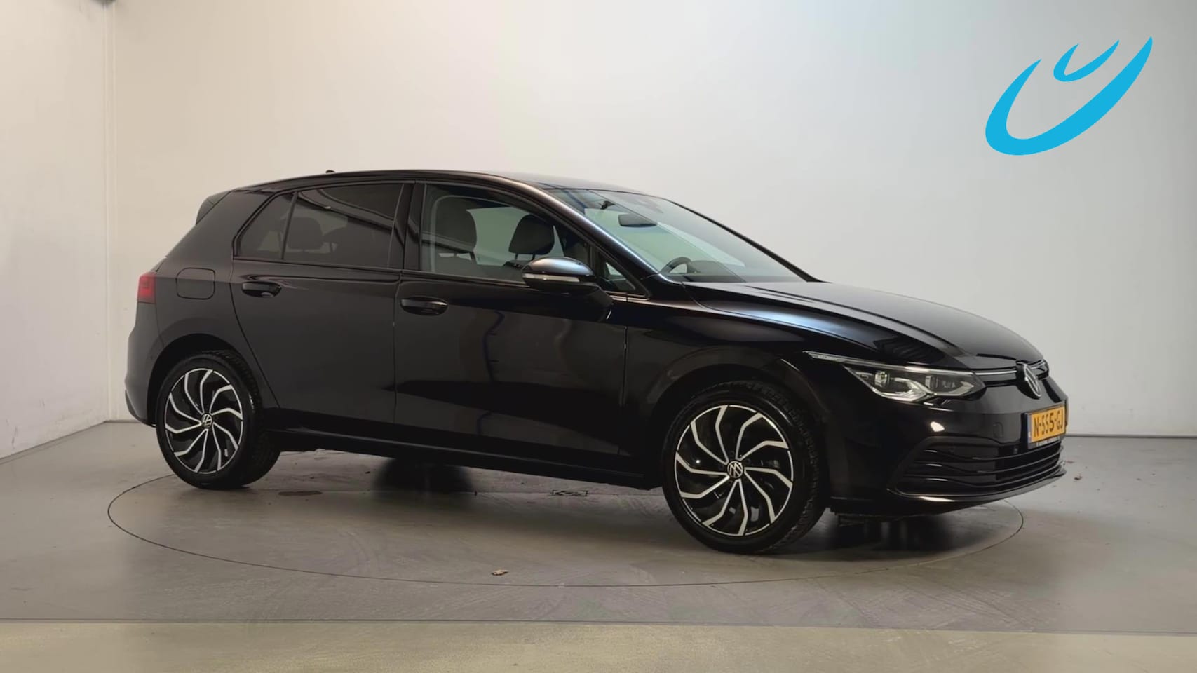 Volkswagen Golf - 1.0 TSI Life Business Alcantara Sfeerverlichting Navigatie Parkeersensoren - AutoWereld.nl