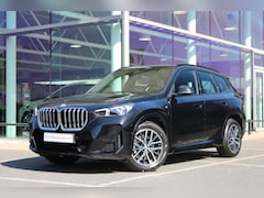 BMW X1 - xDrive25e M Sport Automaat / Sportstoelen / Comfort Access / Achteruitrijcamera / Adaptiev