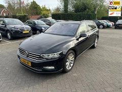 Volkswagen Passat Variant - 1.6 TDI Comfort Business , automaat , navigatie , pdc voor en achter