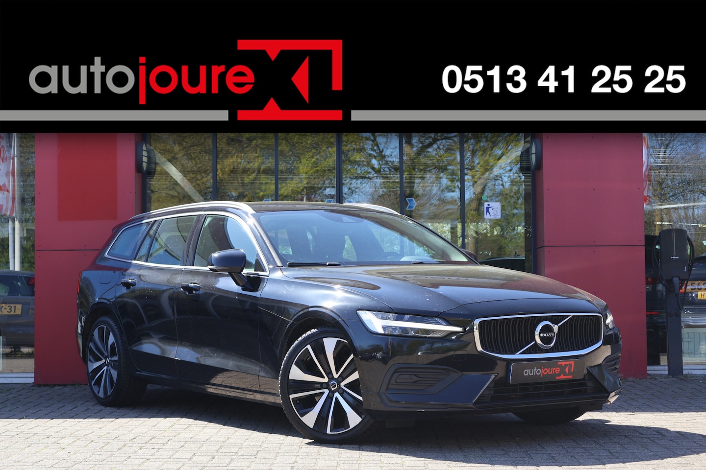 Volvo V60 - 2.0 T4 Momentum Pro | Polestar Engineered | Intellisafe Pro Line | Camera | Origineel NL | - AutoWereld.nl