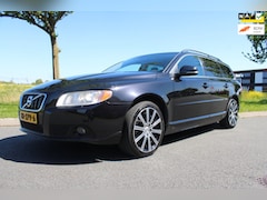 Volvo V70 - 2.0 D3 Limited Edition Climate Control, Automaat Navigatie