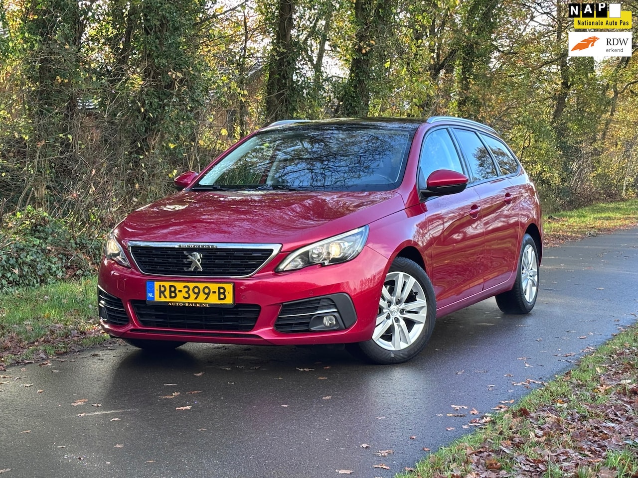 Peugeot 308 SW - 1.2 PureTech Blue Lease Executive | Cruise + Navi Nu € 6.975,-!!! - AutoWereld.nl