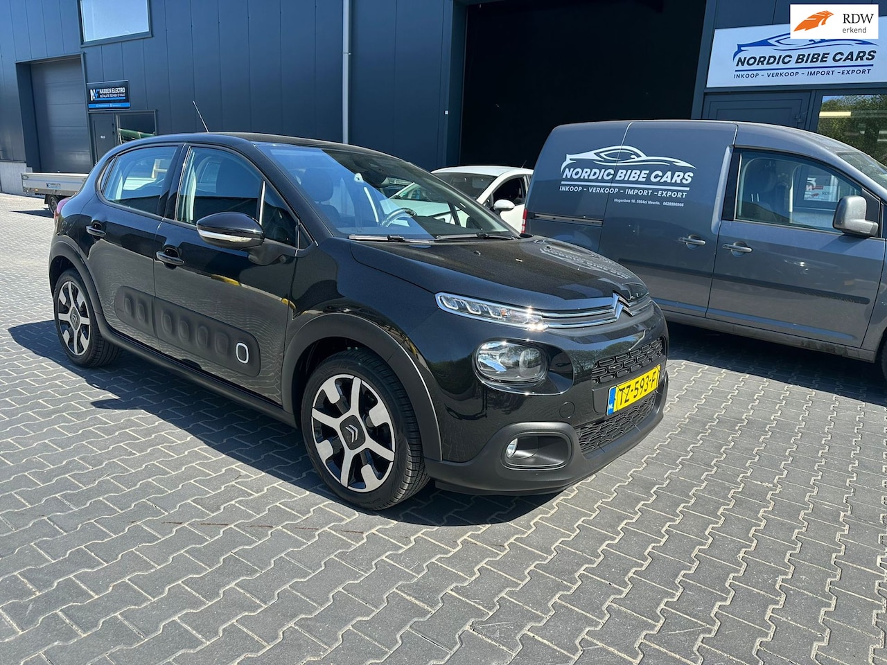 Citroën C3 - 1.2 PureTech S&S Shine 1.2 PureTech S&S Shine - AutoWereld.nl