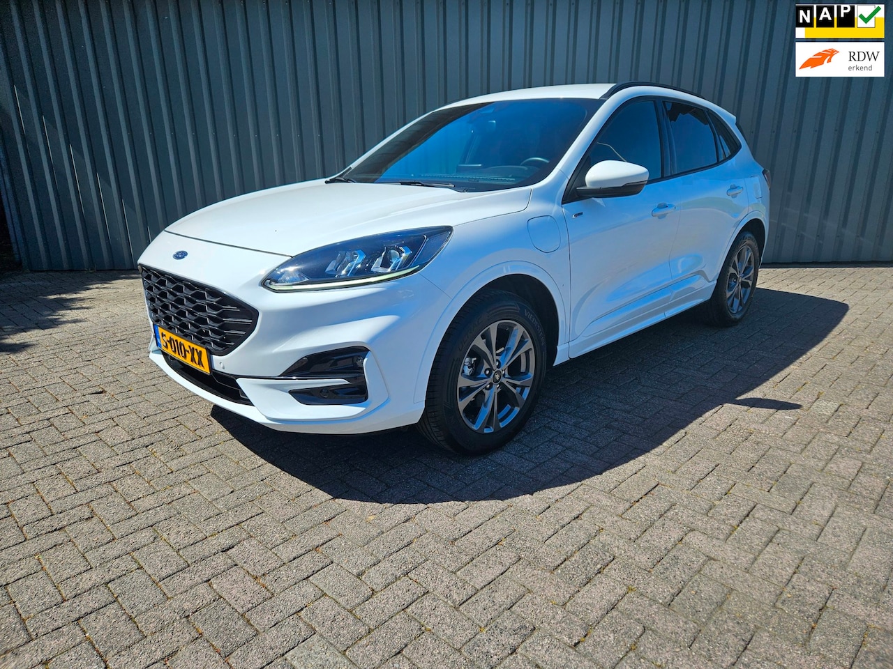 Ford Kuga - 2.5 PHEV ST-Line Navi Camera Stoelverwarming privacy glas - AutoWereld.nl