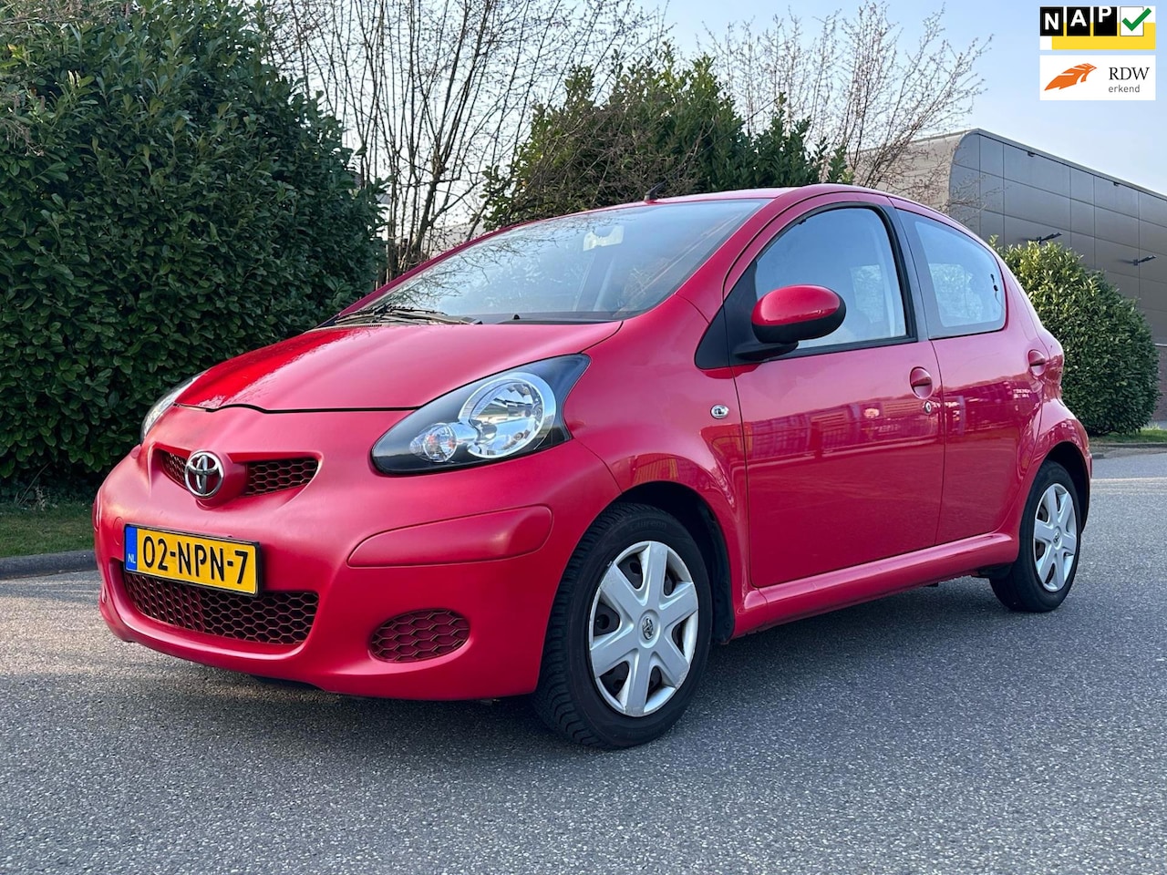 Toyota Aygo - 1.0-12V Comfort 5DR*Airco*NAP*Dealer onderhouden*Elektrische ramen( - AutoWereld.nl