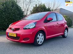 Toyota Aygo - 1.0-12V Comfort 5DR*Airco*NAP*Dealer onderhouden*Elektrische ramen(