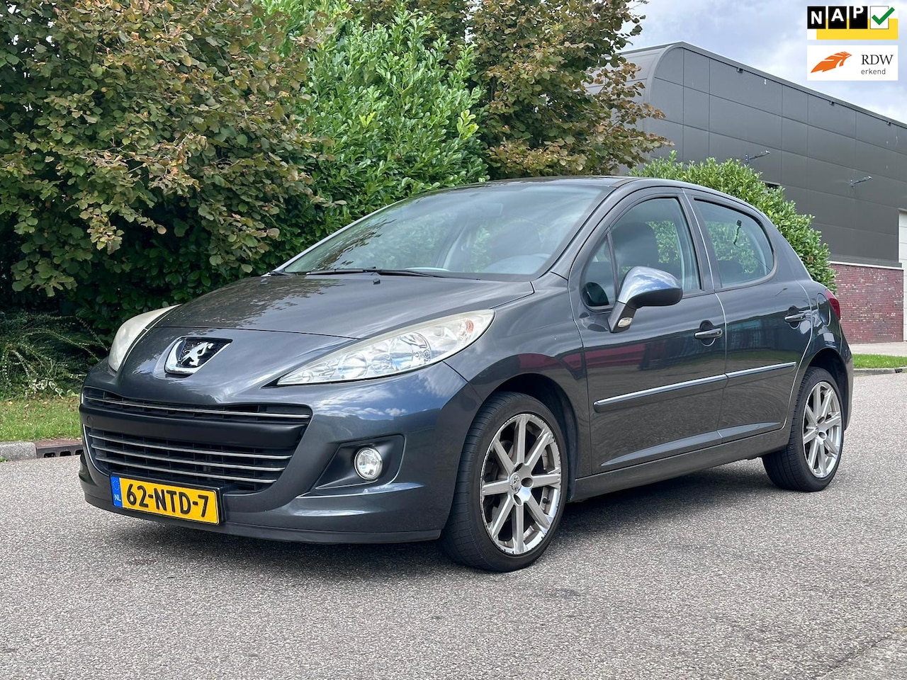 Peugeot 207 - 1.4 VTi Style 5DR*Airco*Dealer onderhouden*21-11-2026 APK*LM velgen*NAP* - AutoWereld.nl