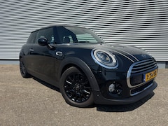 MINI Cooper - 1.5 Cooper Chili Serious Business Cooper 1.5 Cooper Chili S (mj 2015) Business Proff Navi sportstoelen LED verlichting zwart