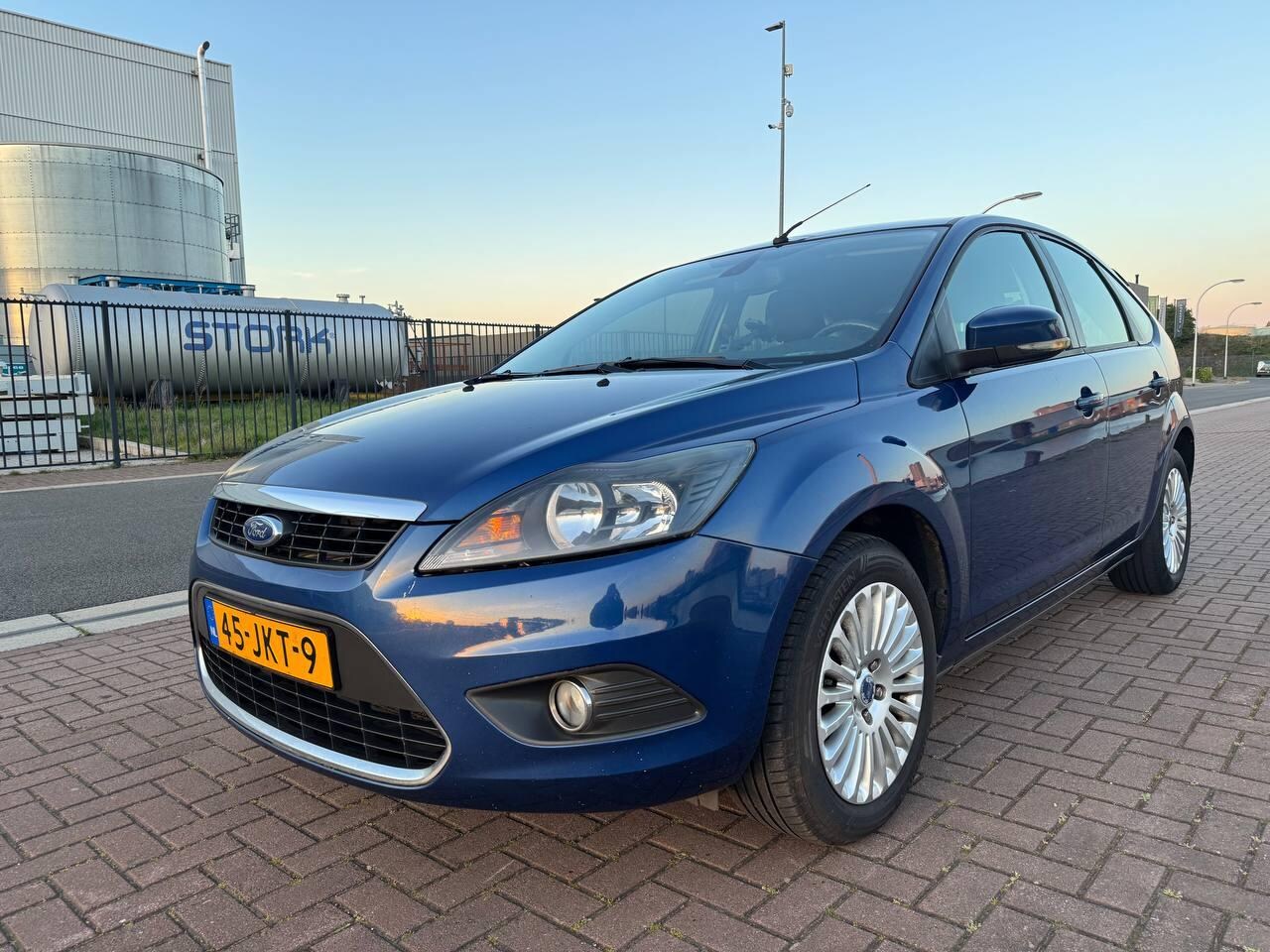 Ford Focus - 1.6 Titanium /Airco/Cruise/Navi/PDC/Nieuwe APK - AutoWereld.nl