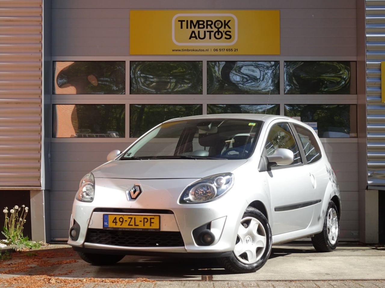 Renault Twingo - 1.2-16V 75pk *Clima / Cruise / Trekhaak / Historie aanw.* - AutoWereld.nl