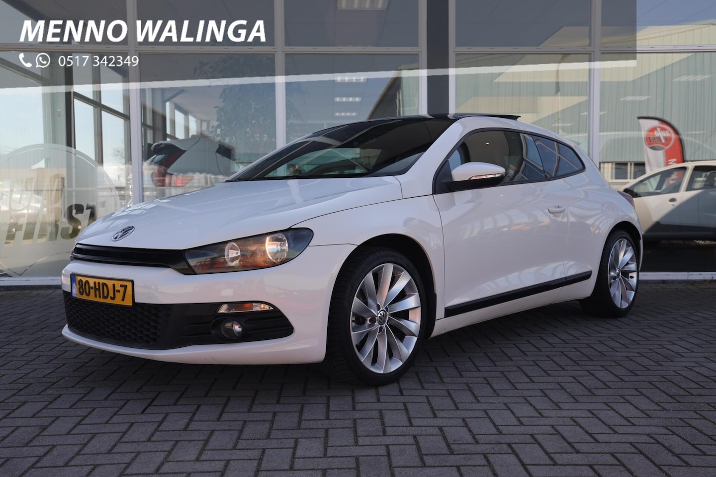 Volkswagen Scirocco - 2.0 TSI Highline Plus | Panoramadak | Navi | PDC | Trekhaak - AutoWereld.nl