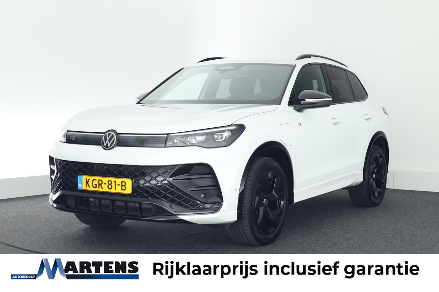 Volkswagen Tiguan - 1.5 eHybrid 204pk R-Line Edition Black Style Oryxwit Trekhaak 360Camera Leder Memory Stoel - AutoWereld.nl