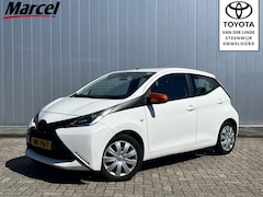 Toyota Aygo - 1.0 VVT-i X-Play Camera Bluetooth Airco