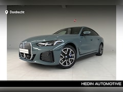 BMW i4 - eDrive40 84 kWh M-Sport | Hifi | Voorbereiding Driving Assistance | Privacy Glass | Stoelv
