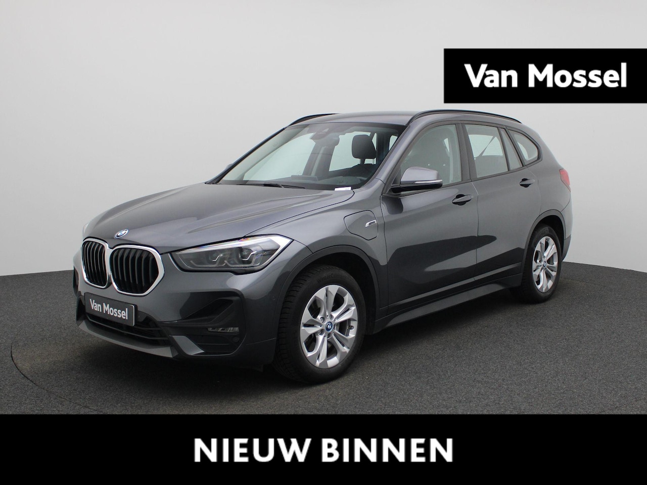 BMW X1 - xDrive25e Executive | Head-up display | Achteruitrijcamera | Cruise Control | Climate cont - AutoWereld.nl