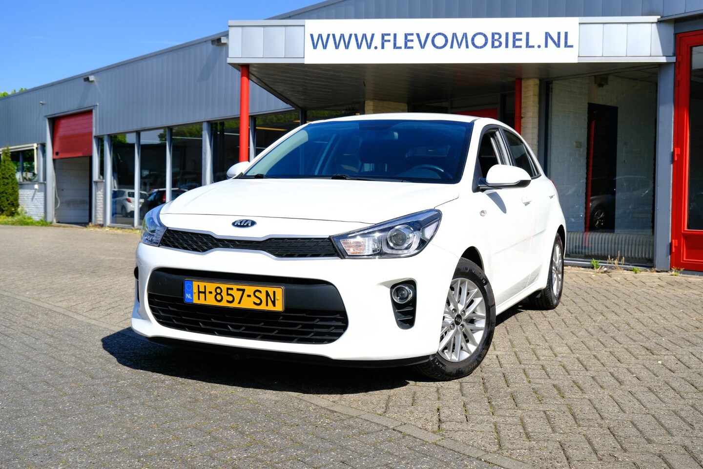 Kia Rio - 1.0 TGDI DynamicLine -deurs Navi|Camera|Cruise|Caplay|DAB - AutoWereld.nl