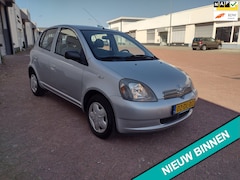 Toyota Yaris - 1.0-16V VVT-i Sol MOOIE AUTO BEL 0619590613 5 DRS APK 17-04-2027