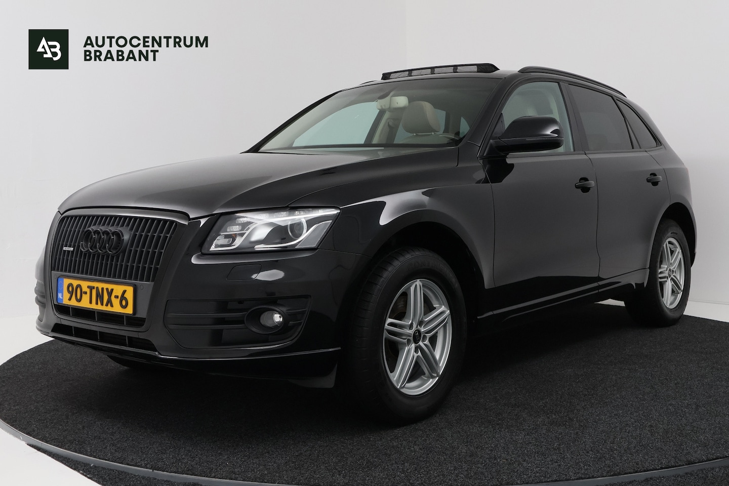 Audi Q5 - 2.0 TFSI quattro Pro Line (PANORAMADAK, TREKHAAK, CAMERA, NAVIGATIE, ELEKTR STOELEN, PARKE - AutoWereld.nl