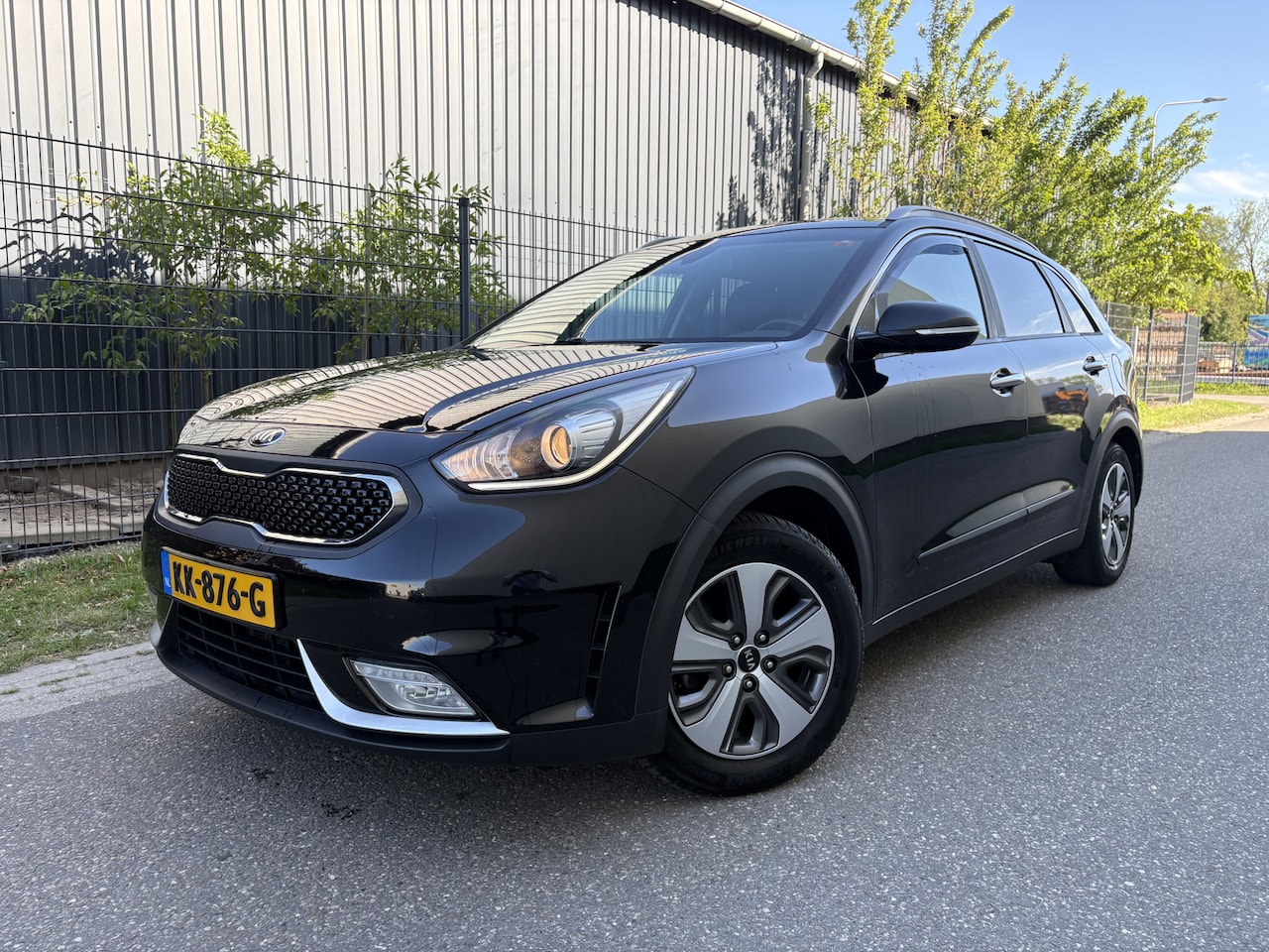 Kia Niro - 1.6 GDi Hybrid First Edition / AUTOMAAT / NAVI / 151dkm! NAP! - AutoWereld.nl