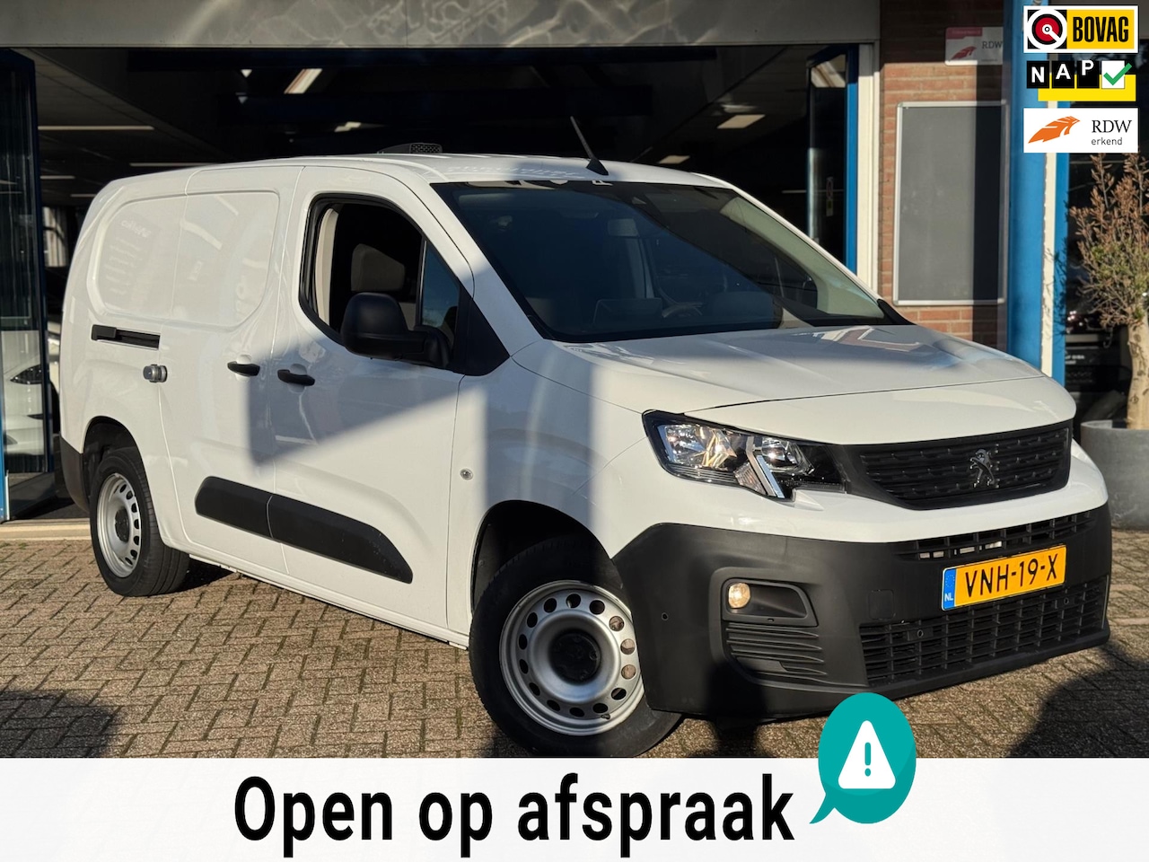 Peugeot Partner - 1.5 BlueHDI Premium Long 2021 NAVI AIRCO BTW - AutoWereld.nl